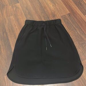 Lululemon women’s skirt. Size 4